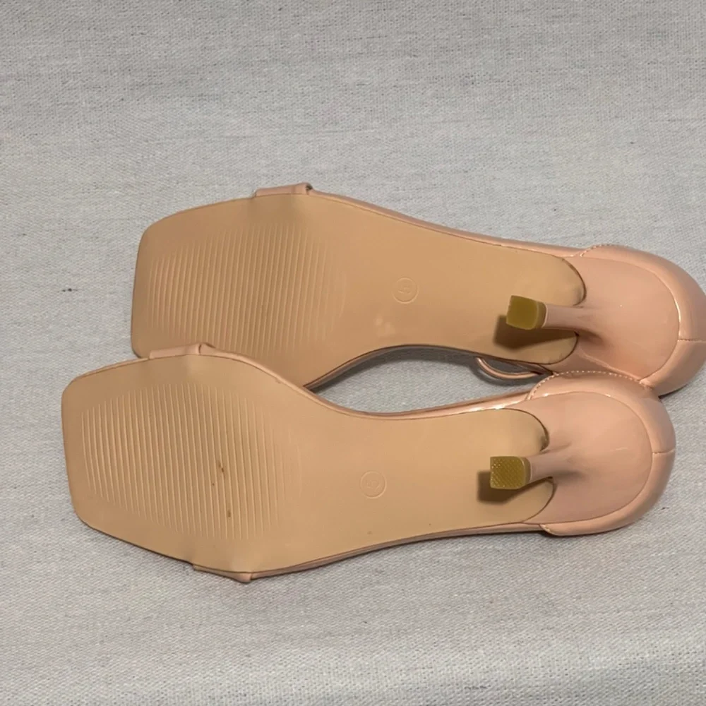 Coziavenue light pink open toe heels